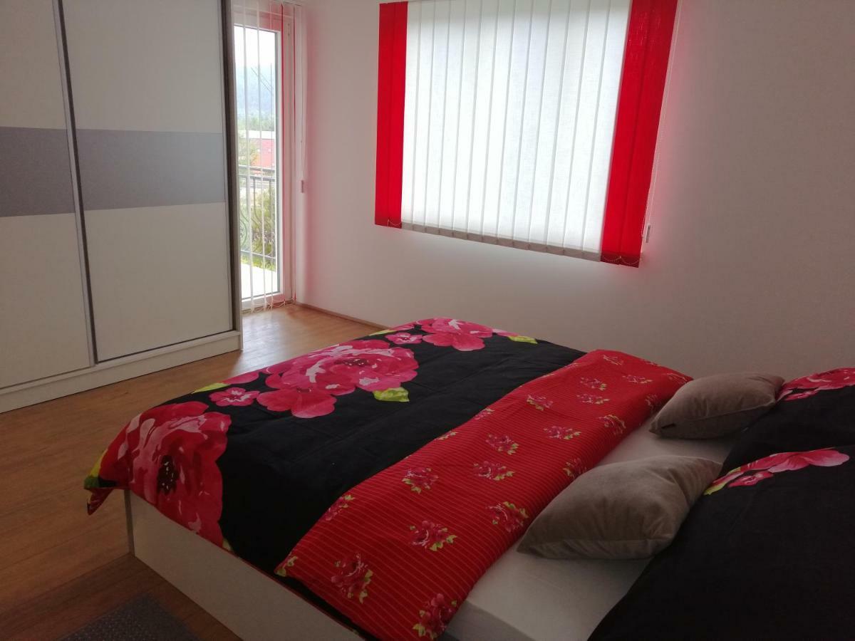Cosy Apartment Road A6 Fužine エクステリア 写真