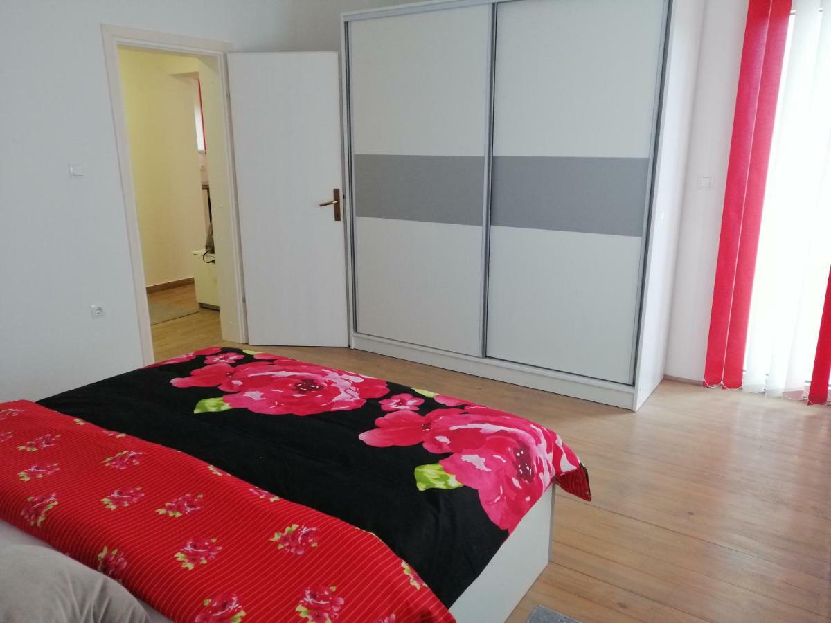 Cosy Apartment Road A6 Fužine エクステリア 写真